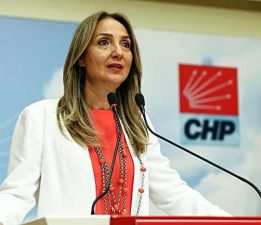 CHP Kadın Kolları Genel Başkanı Nazlıaka: Son bir yıl içerisinde 75 bin yeni kadın üyeyi partimize kazandırdık