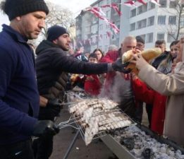 AKÇAKOCA BELEDİYESİ’NDEN HAMSİ ZAMANI PALAMUT FESTİVALİ!