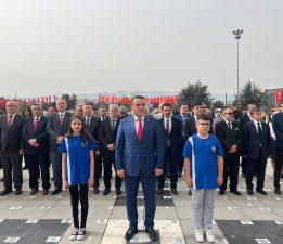 ÇOCUK BAYRAMI İÇİN İLK TÖREN ANITPARK’TA YAPILDI!