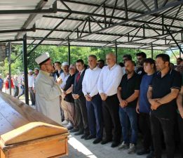 KIBRIS BARIŞ HAREKATI GAZİSİ CEMAL SAKALLI, ÇİLİMLİ’DE TOPRAĞA VERİLDİ