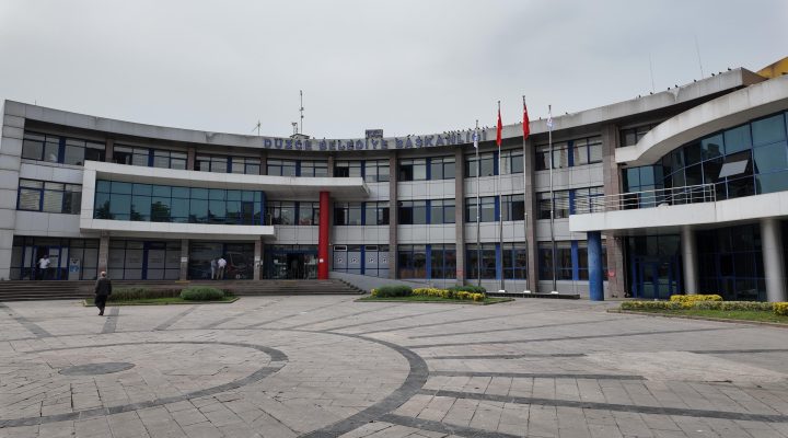 ÖZLÜ; YÖNETİM KADROLARINDA DEĞİŞİKLİĞE GİTTİ!