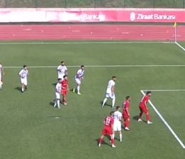 DÜZCESPOR GOL ATTI; SPİKER ÇILDIRDI!