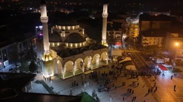 BİN AYDAN DAHA HAYIRLI OLAN KADİR GECESİ BU GECE İDRAK EDİLECEK!