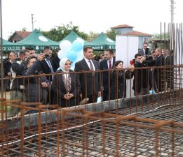 DÜZCE’NİN YENİ SAĞLIK YATIRIMININ TEMELİ ATILDI!