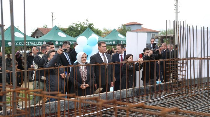 DÜZCE’NİN YENİ SAĞLIK YATIRIMININ TEMELİ ATILDI!
