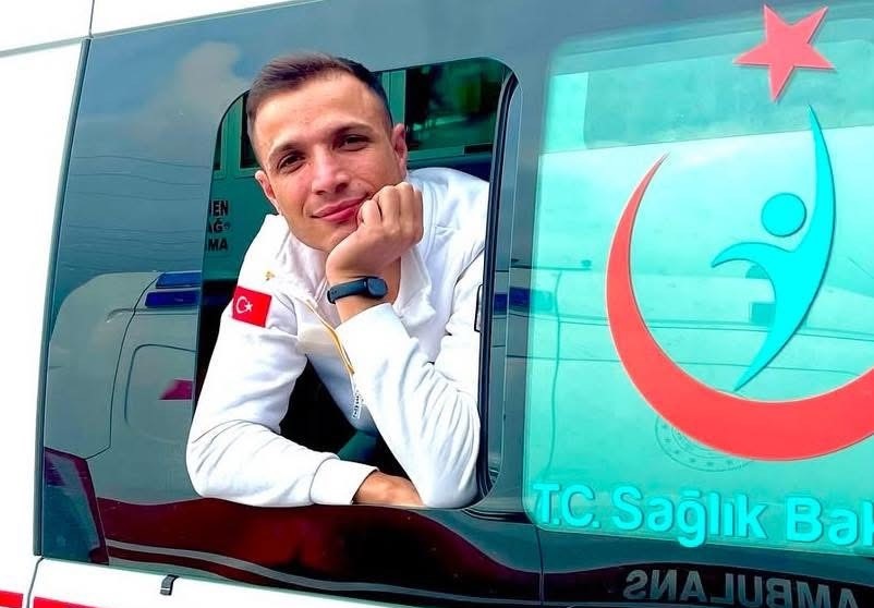 DENİZE GİREN 112 PERSONELİ HAYATINI KAYBETTİ!