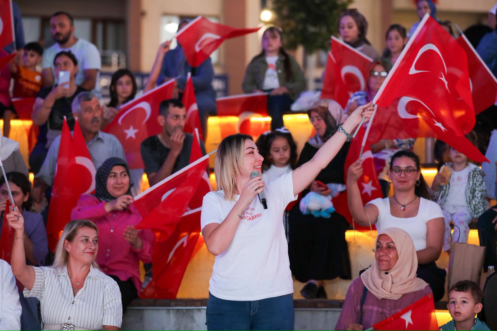 30 AĞUSTOS’A ÖZEL DUYGUSAL VE COŞKULU SÜRPRİZ!