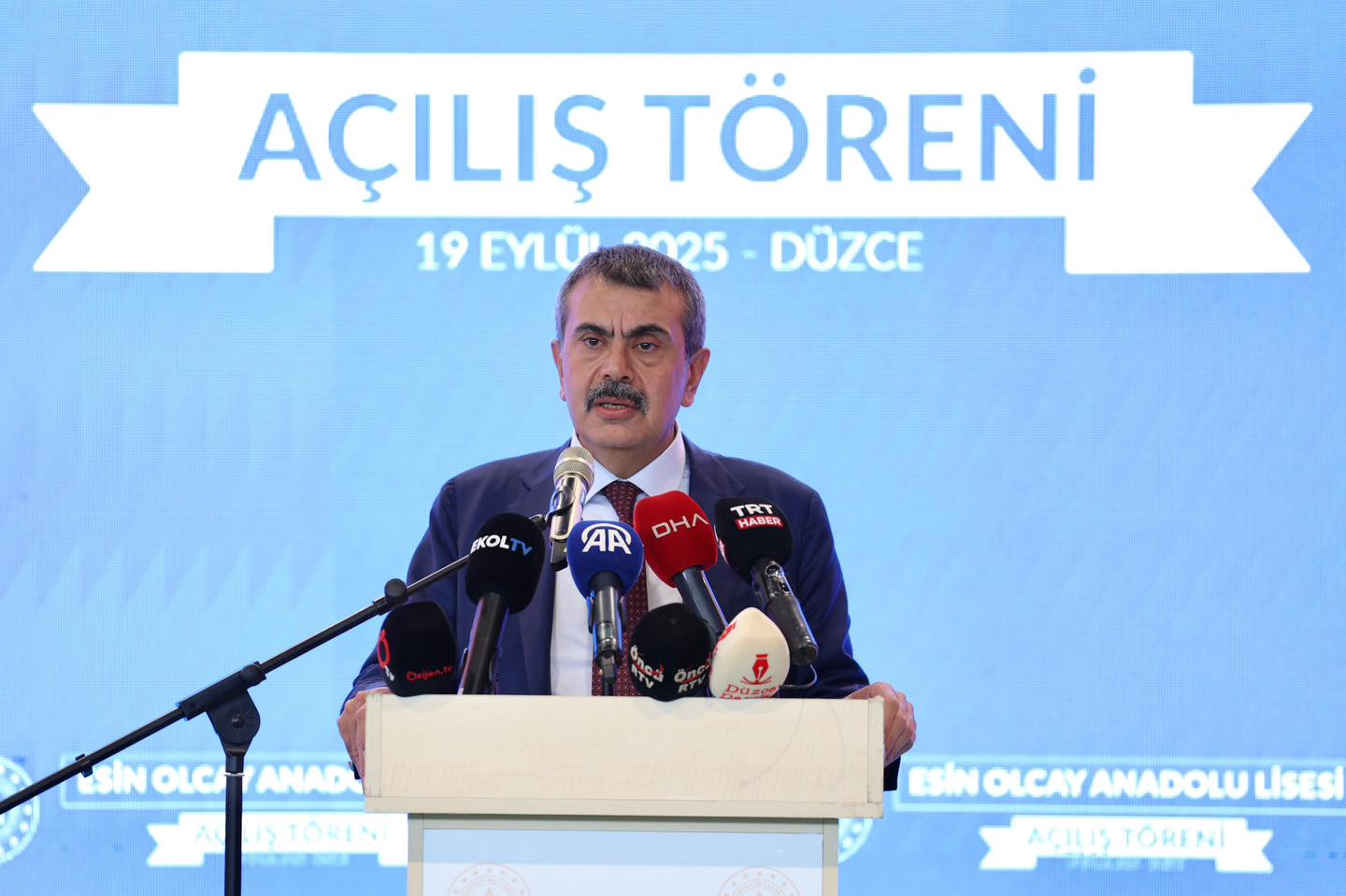 DÜZCE’DE İKİLİ EĞİTİM SONA ERİYOR!