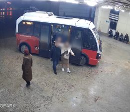 GÜZERGAHTAN ÇIKIP ACİL SERVİSE ULAŞTIRDI!