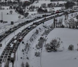 TEM OTOYOLUNUN BOLU GEÇİŞİ 7 SAAT SONRA ULAŞIMA AÇILDI!