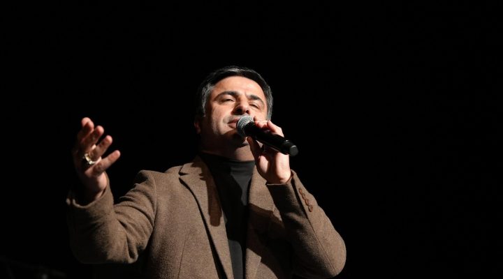 SEDAT UÇAN KONSERİ İLGİYLE İZLENDİ!