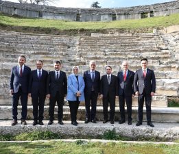 BAKAN GÜRLEK ANTİK KENTE HAYRAN KALDI!