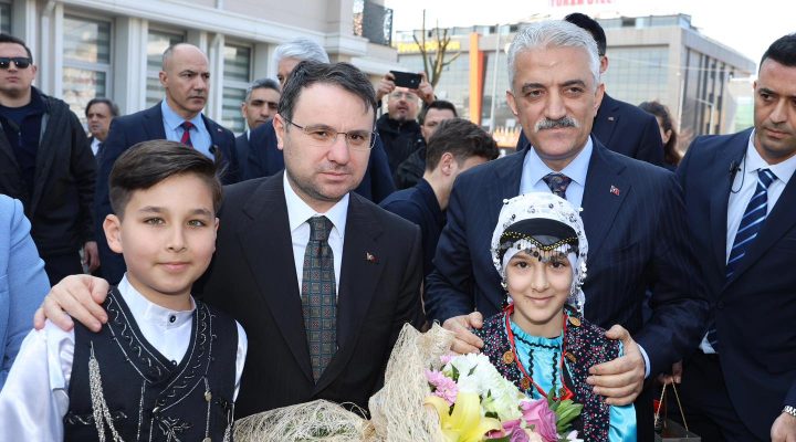 ADALET BAKANI GÜRLEK DÜZCE’DE!