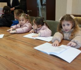 KİTAP SEVGİSİ HER YAŞA AŞILANIYOR!