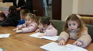 KİTAP SEVGİSİ HER YAŞA AŞILANIYOR!