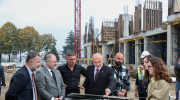 DÜZCE’NİN KALBİNDE DEV DÖNÜŞÜM SÜRÜYOR!